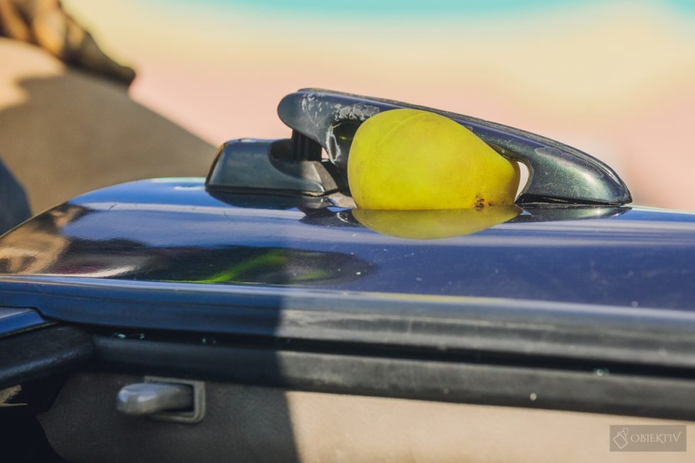 Otwarcie klamki z drzwi przy wypieraniu hydrauliką lub prewencyjnie