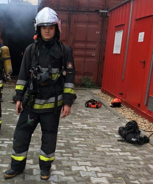 Ochrona hełmu w trakcie szkoleń/ćwiczeń w komorach ogniowych